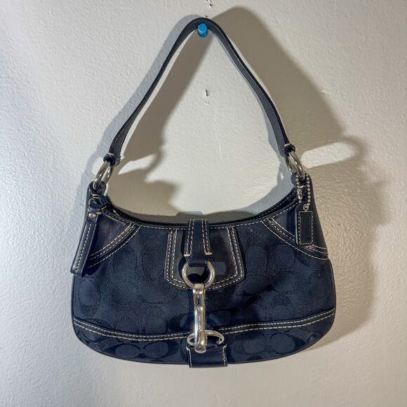 Y2K COACH Black Signature C Shoulder Bag |Contrast Stitching  Soho Hampton Style - Picture 1 of 8